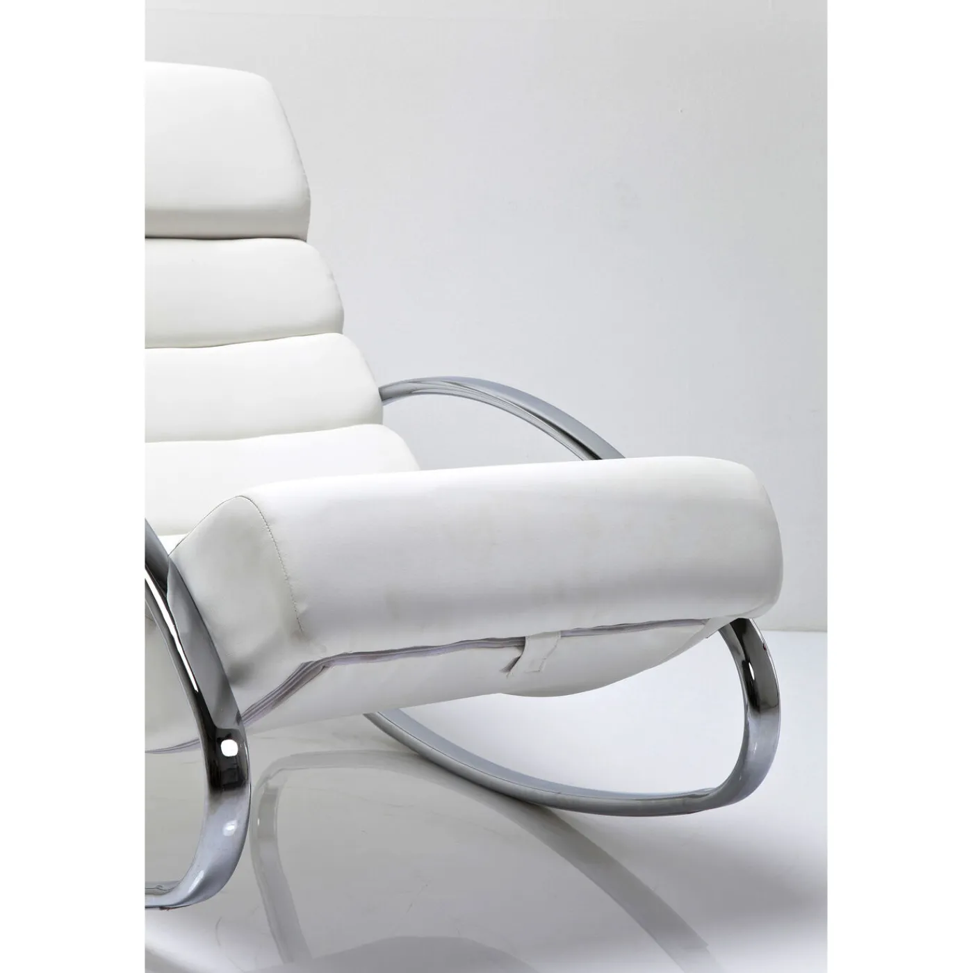 KARE Design Fauteuil À Bascule Manhattan Blanc