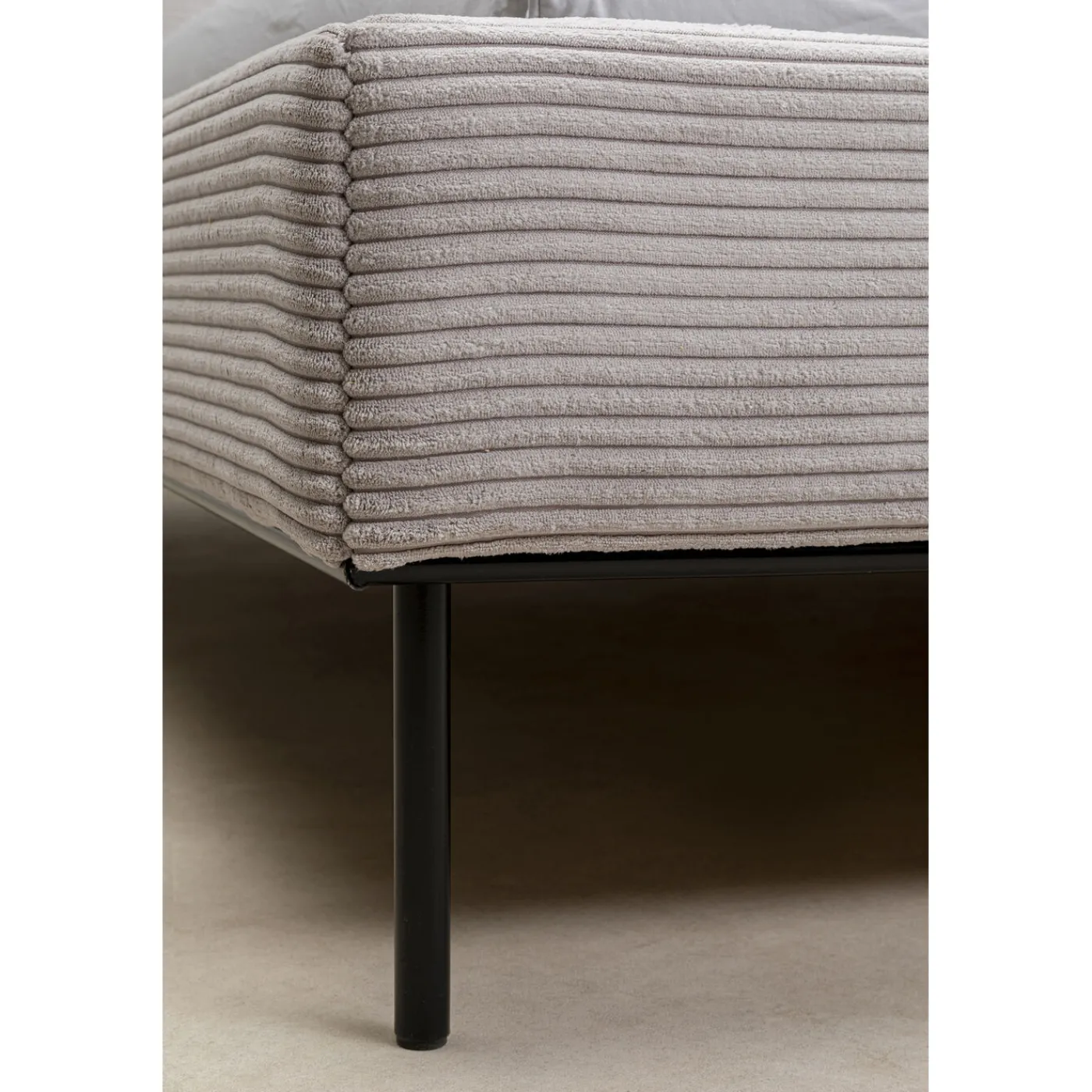 KARE Design Lit East Side Velours Cotele Gris 180X200Cm